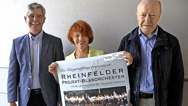Fr die Partner stehen die Rheinfelder...orchester von Eckhart Hanser (links).   | Foto: Ingrid Bhm-Jacob