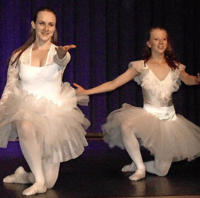 Das Ballett der Jugendmusikschule Bad ...ste des Festakts auf das Trefflichste.  | Foto: Michael Gottstein