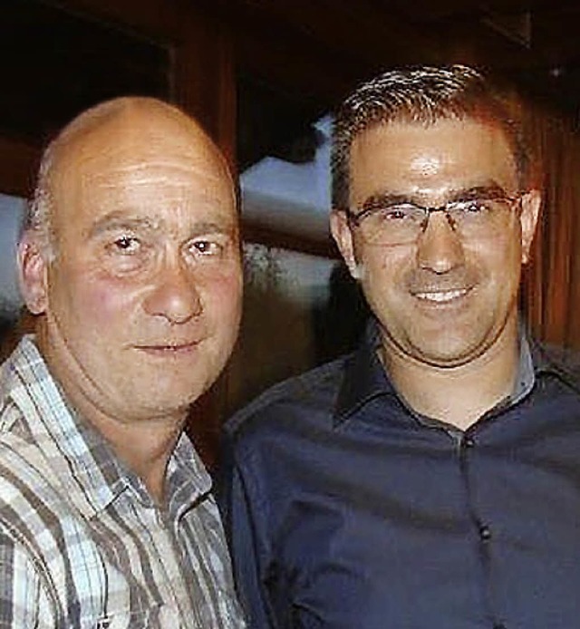 Florian Matthi (rechts) dankte seinem...denden Stellvertreter Norbert Hanser.   | Foto: Frnaz Hilger