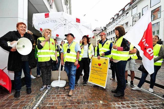 Zusteller der Deutschen Post im Streik