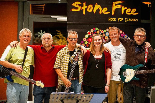Keine Auferstehung von Rock Klassikern...on Stone Free zur Freude des Publikums  | Foto: Wolfgang Scheu
