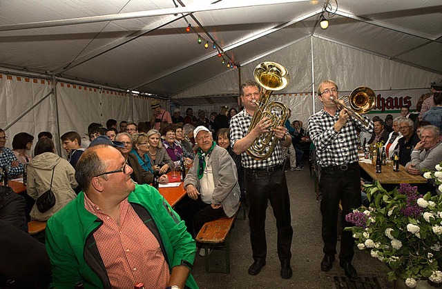 Erstmals waren auch die Haslach Hallod...Schopfschellenfest mit von der Partie.  | Foto: chris SEIFRIED