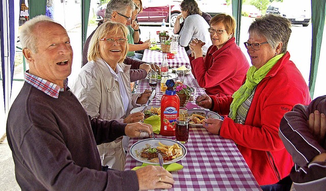 Die &#8222;Rckkehr-Steaks&#8220; schm...ansports nach Rumnien und Moldawien.   | Foto: Jger