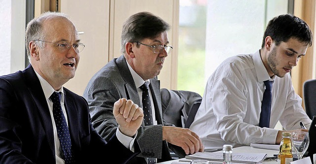 Zusammenkunft in Offenburg (von links)...tor von TriRhenaTech, Jean Pacevicius   | Foto: hochschule