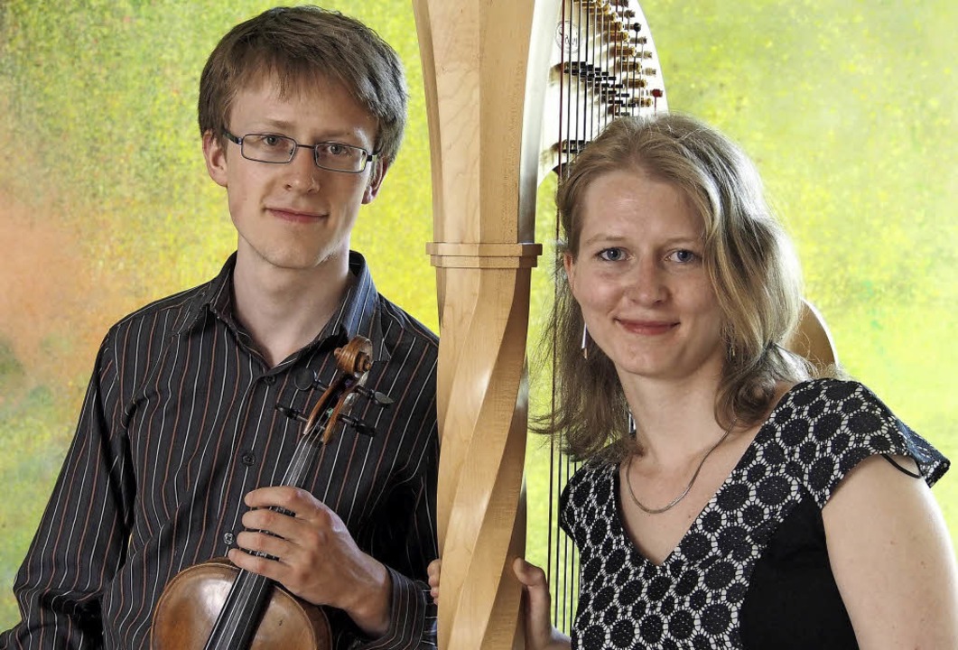 Anaela Schlunk Und Roland Gudden Im Oskar Saier Haus In