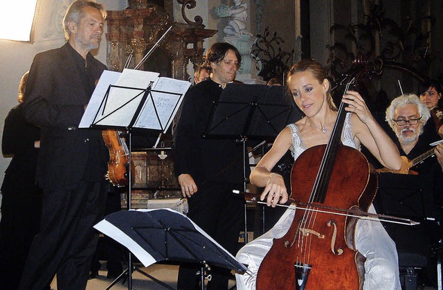 Sol Gabetta, Giuliano Carmignola und die Cappella Gabetta   | Foto: Frey