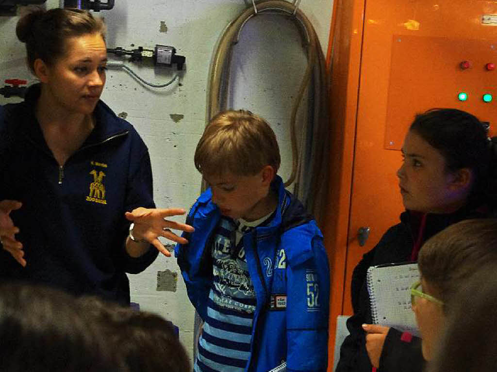 Nina Merdas erklärt, wohin welches Wasser fließt. Nina Merdas erklärt, wohin welches Wasser fließt.