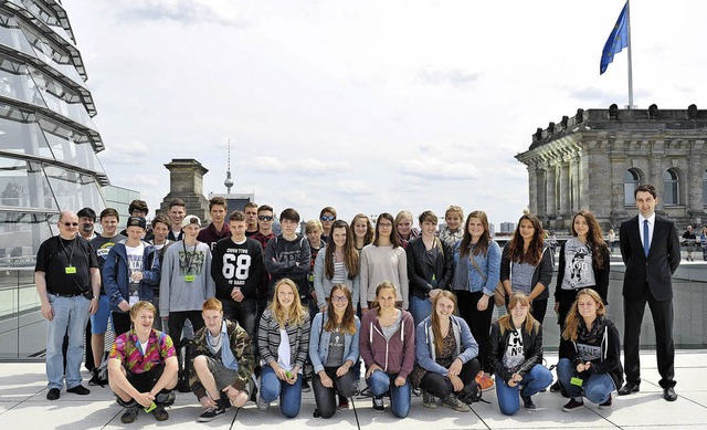 Minis der SE stl HS auf dem Dach des Bundestags  | Foto: Stella von Saldern