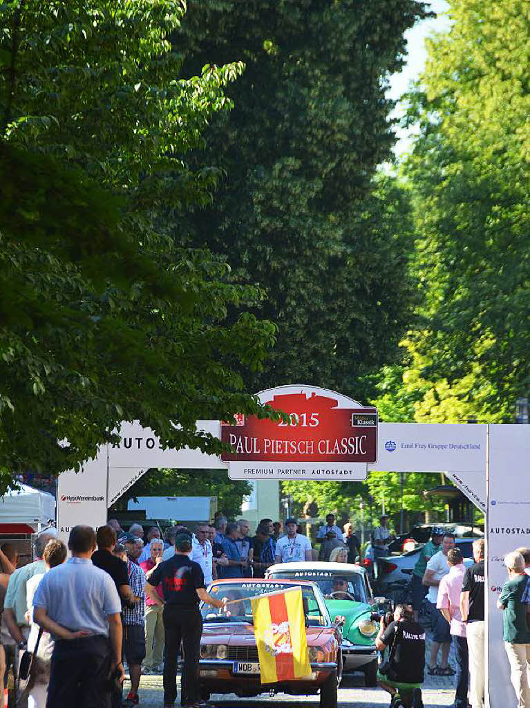 Die Paul Pietsch Classic 2015 bringt einmal mehr millionenschwere Design- und Techniklegenden des automobilen Jahrhunderts nach Offenburg.