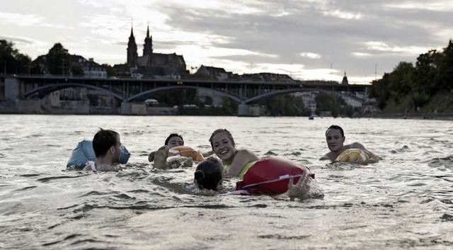 Mit dem Wickelfisch im Rhein unterwegs...in Basel, so denn die Sonne scheint.    | Foto: Basel Tourismus