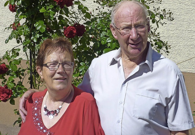 Walburga und Heiner Welz feierten Goldene Hochzeit.  | Foto: Lauffer