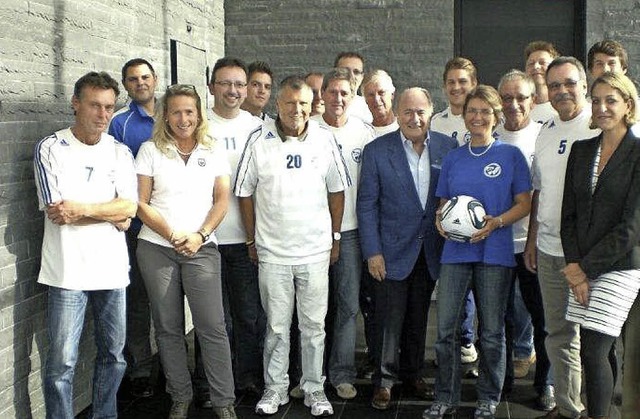 September 2011: 17 mal SVW, einmal FIF...and in Zrich, hier mit Sepp Blatter.   | Foto: SVW