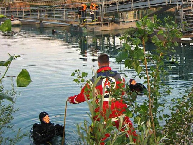 Rettungseinsatz am Kenzinger Baggersee.  | Foto: Feuerwehr Kenzingen