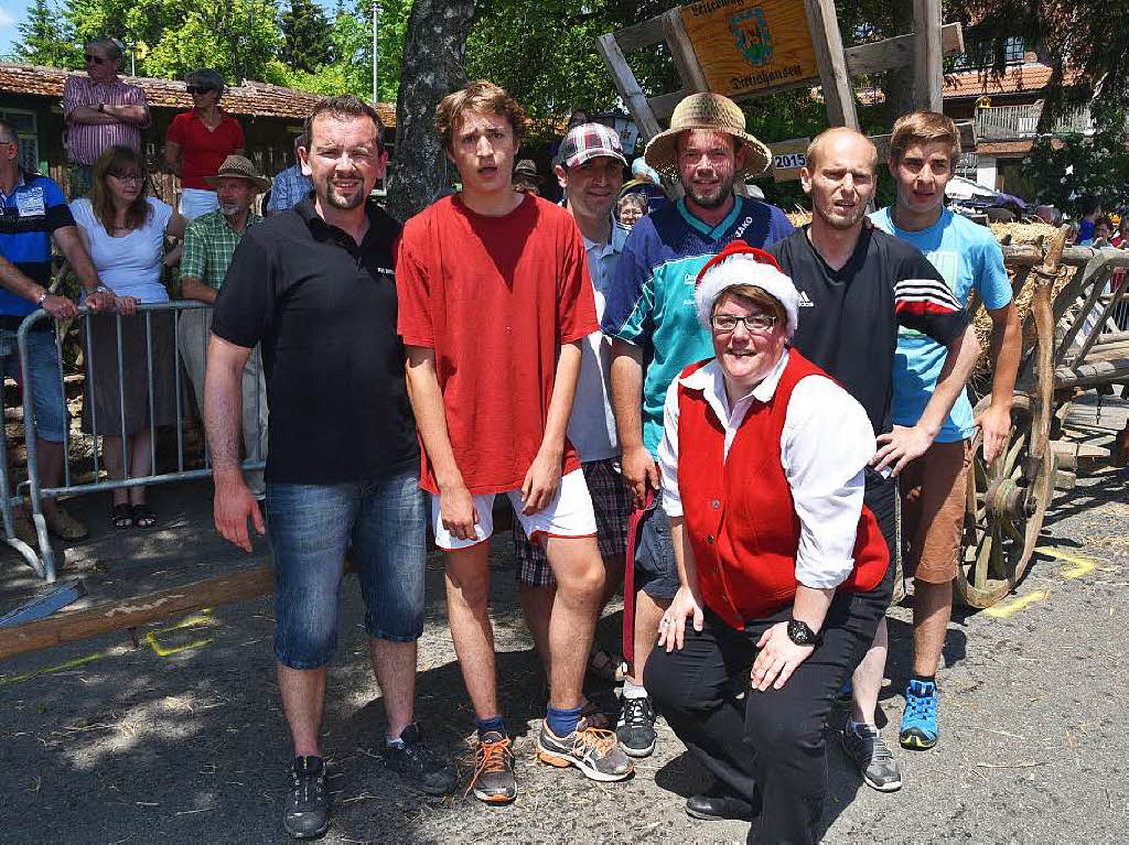 Eine Gaudi frs ganze Dorf – das Leiterwagenrennen hat Dittishausen am Sonntag in Atem gehalten. Gewonnen hat schlielich der rtliche Sportverein.