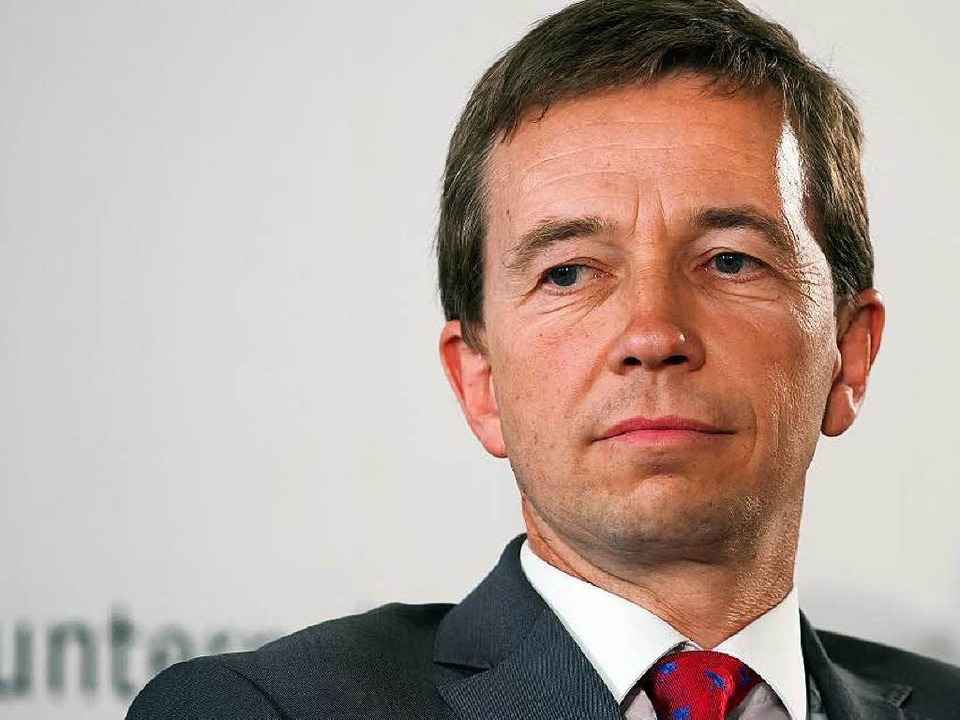 Bernd Lucke muss sich zurzeit vor alle...n Auftritt in Freiburg verlegt werden.  | Foto: dpa