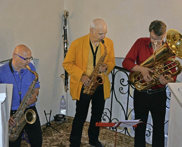 Das Sax&#8217;n Tuba Trio stellte im K...len kann. Das Publikum war begeistert.  | Foto: Patrick Burger