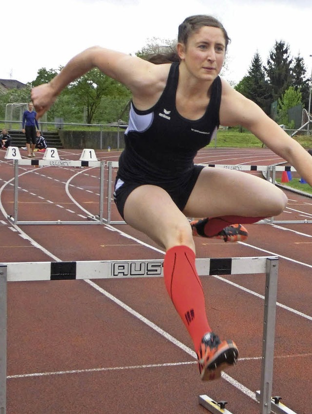 Anna-Lena Gamp blieb ber 100 Meter H...belegte sie am Ende den zweiten Platz.  | Foto: Ottmar Heiler