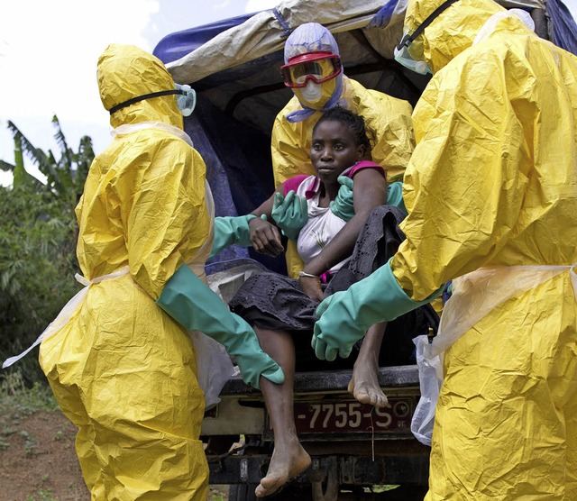 Noch immer infizieren sich Afrikaner mit Ebola.   | Foto: AFP