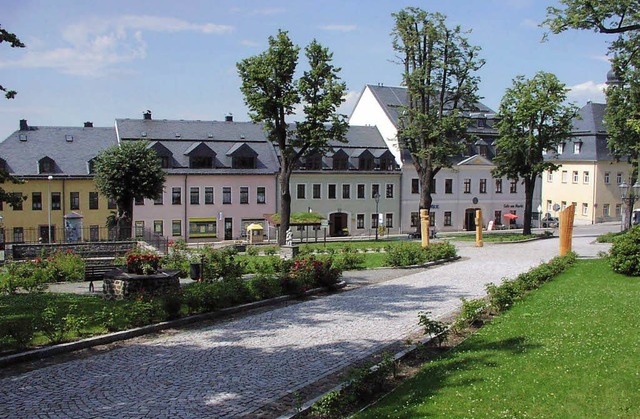 Beschaulich ist die Ortsmitte von Scheibenberg.   | Foto: Andrea Steinhart