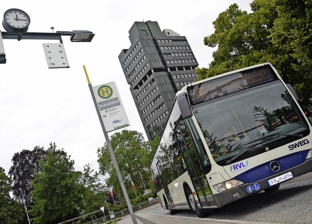 Stadtbusverkehr in Lrrach: Stadt und ...prechen von einer  Erfolgsgeschichte.   | Foto: Nikolaus Trenz