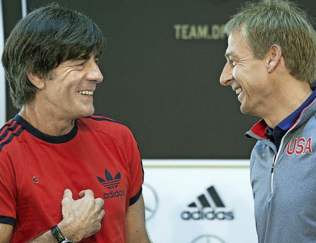 Freundschaftlich verbunden:  Joachim Lw (links) und  Jrgen Klinsmann   | Foto: dpa