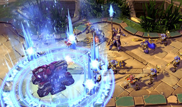 Gemeinsam strker? &#8222;Heroes of th...einem Online-Mehrspielergame zusammen.  | Foto: Screenshot: Activision Blizzard