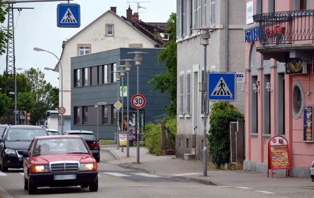 Unter anderem Gastronomiebetriebe mss... wird personell krftig aufgestockt.    | Foto: Ralf Burgmaier