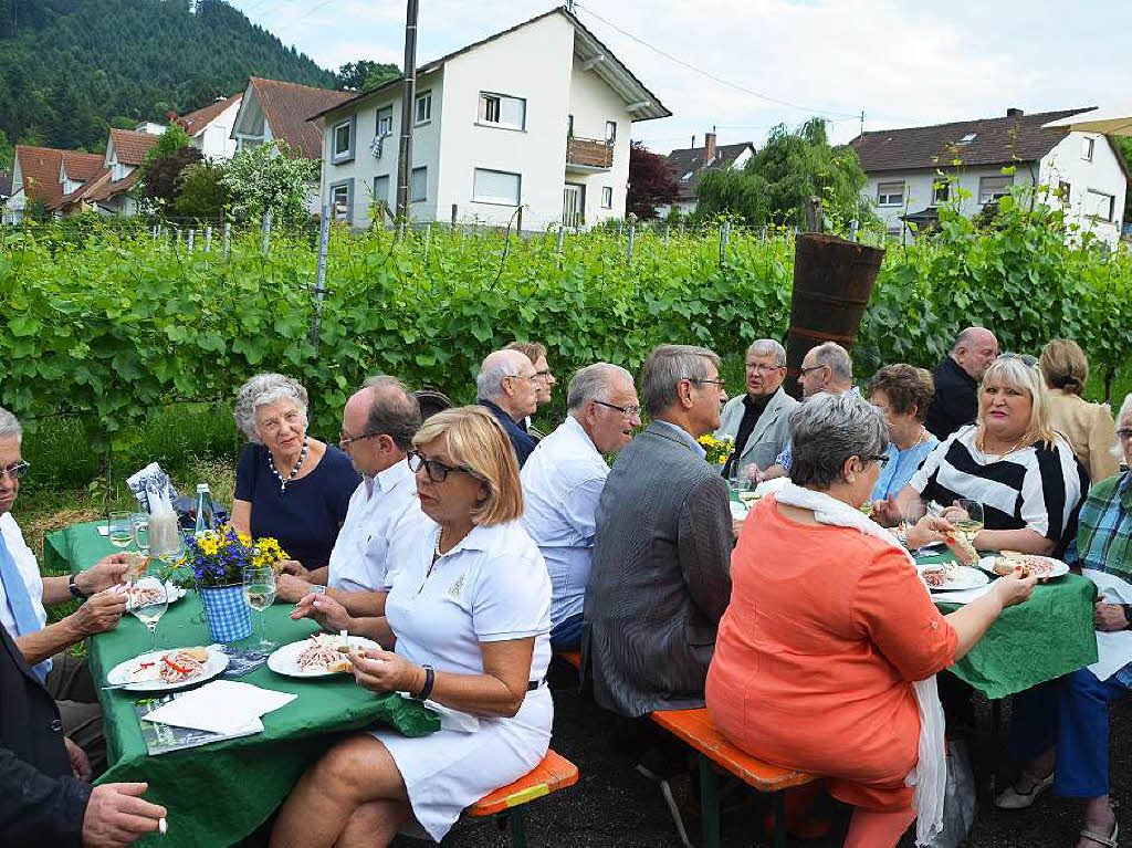 Mit einer Ausstellung zu Ehren des Vaters und Verlagsgrnders ehrt Medienuntenehmer Hubert Burda den Senator Franz Burda mit einer Ausstellung im Schlssle ber Fessenbach.