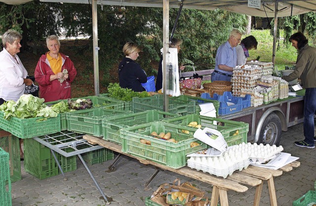 Ein groer  Wunsch von Brombachs Ortsv...srat ist der Erhalt des Wochenmarkts.   | Foto: Paul Schleer