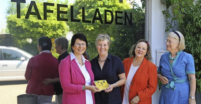 Gro ist die Freude beim Tafelladen b...iele Adam und Gerry Meyer-Schierholz.   | Foto: Hans-Jrgen Hege