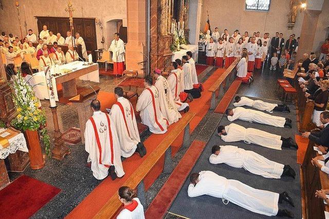 Über 1000 Gottesdienstbesucher zur Diakonweihe in Elzach