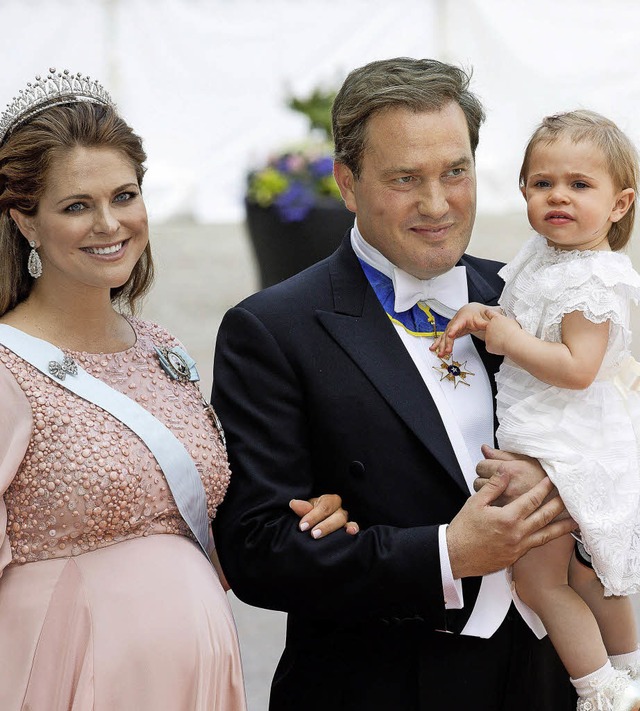 Am Samstag noch am Feiern, bei der Hoc...ers: Prinzessin Madeleine mit Familie   | Foto: dpa