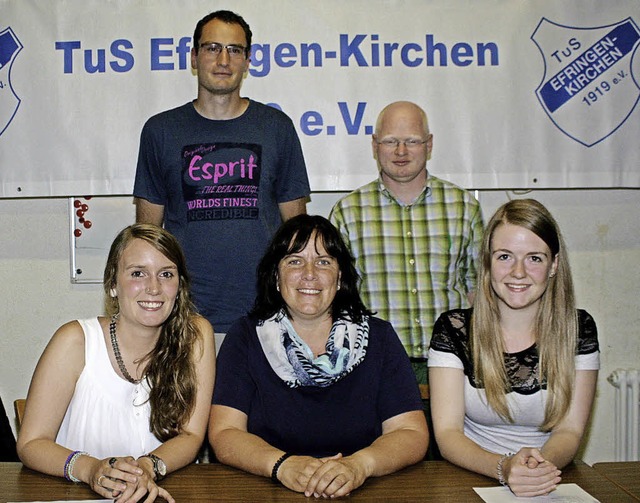 Zum TuS-Jugend-Vorstand gehren (von l...Linke, Klaus Feist  und Tanja Wechlin.  | Foto: Cremer