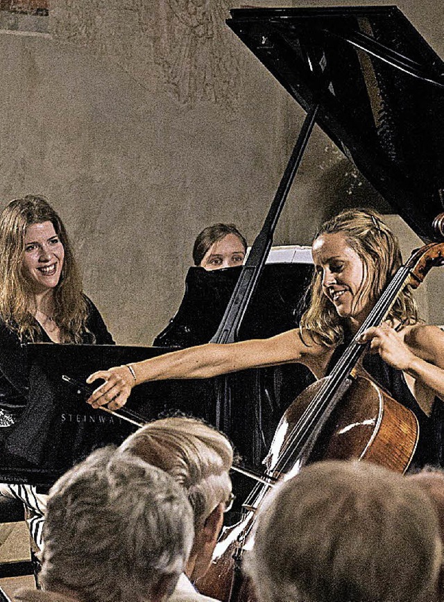 Das Duo Leschenko/Gabetta in Sulzburg  | Foto: Thomas Entzeroth