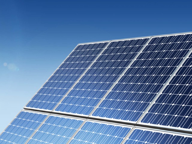 1996 wurde die Solar-Fabrik gegrndet ... Pionieren der globalen Solarbranche.   | Foto: fotolia.com/electriceye