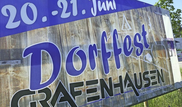 An den Ortseingngen von Grafenhausen ...s Dorffest am Wochenende hingewiesen.   | Foto: Seifried