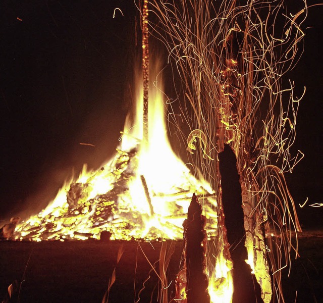 Mystisch: Feuer zur Sommersonnwende  | Foto: thomas Kunz