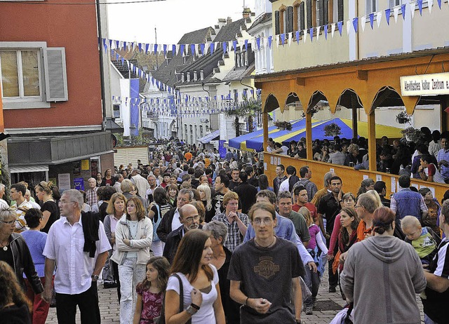 Das Mllheimer Stadtfest ist ein beliebter Treffpunkt.   | Foto: Veranstalter