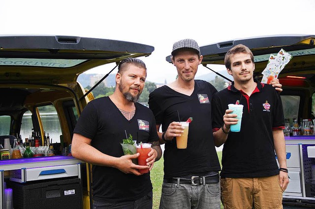 Bjrn Rieger (links) und Robert Mrozek...drei Fahrern des jungen Unternehmens.   | Foto: Tanja Hofmann