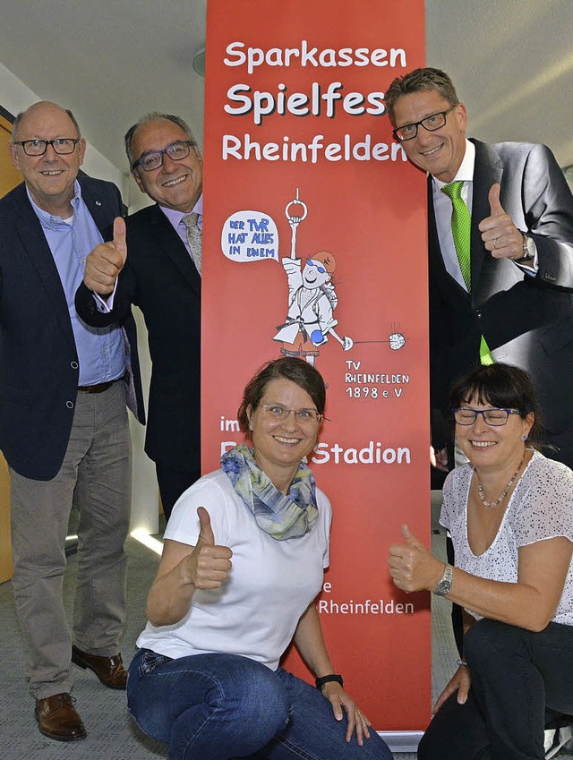 <Text>Hans Raab (von links), Klaus Sch...sen-Spielfest im Europastadion.</Text>  | Foto: Heinz Vollmar