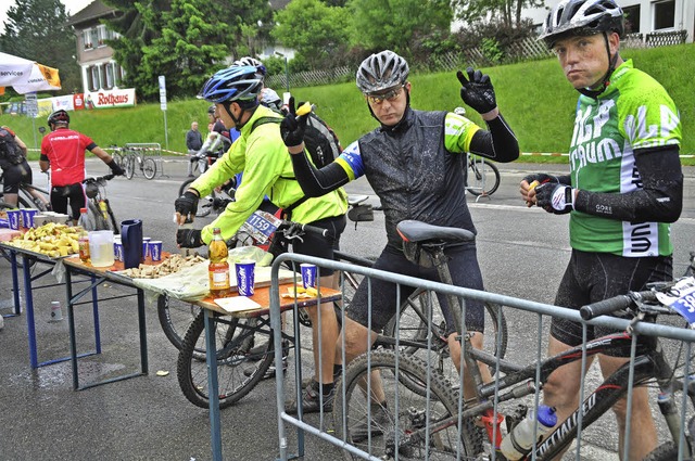 Fr die Radsportathleten wichtig  wird auch die Verpflegung an der Strecke sein.  | Foto: Julius Steckmeister