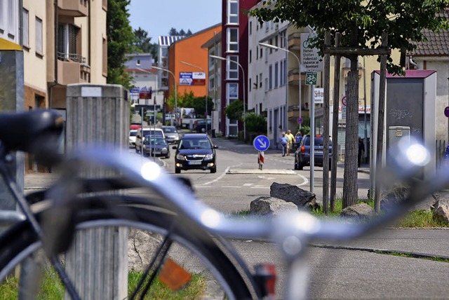 Wallbrunnstrae und Fahrradfahren &#82...die Tempo-30-Regelung fr Sicherheit.   | Foto: Allendrfer