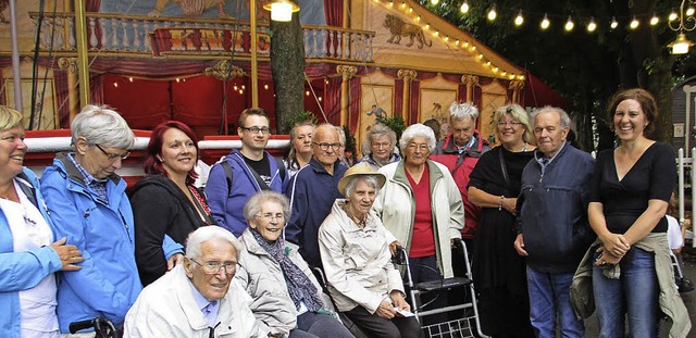 Mitarbeiter und Bewohner des Seniorenh... waren in den Zirkus Knie eingeladen.   | Foto: Albert Greiner
