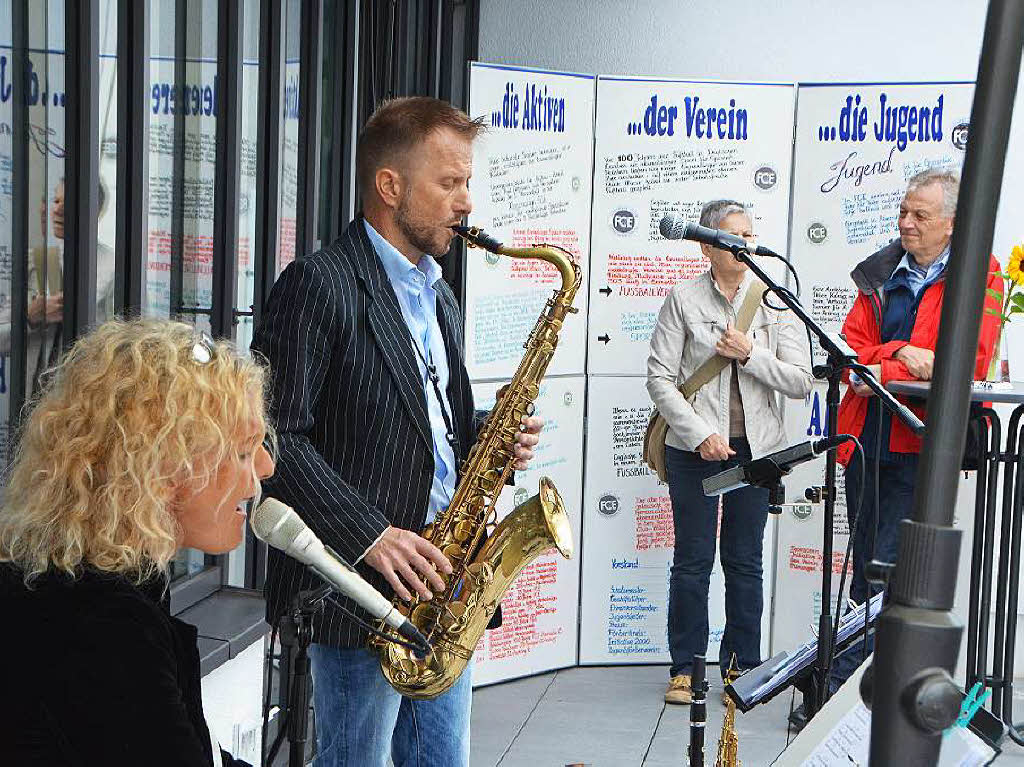Daniela Sauter und Holger Rohn boten Jazz in entspannter Atmosphre.