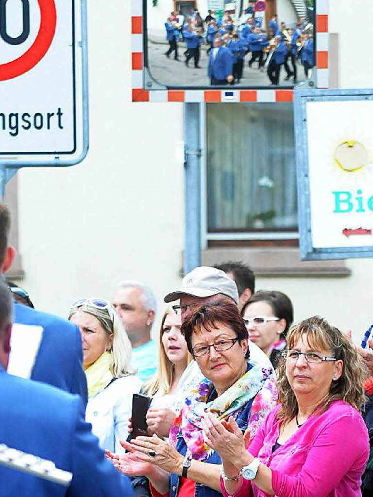 Trachtenumzug in Schweighausen zum 125-jhrigen Bestehen des Musikvereins