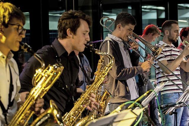 Vier Jugendbands rocken den Campus der Heimschule