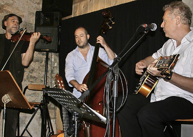 Das Trio Wldele alias Andreas Wldele...l Locher und Hary De Ville (von links   | Foto: Alosia Zell