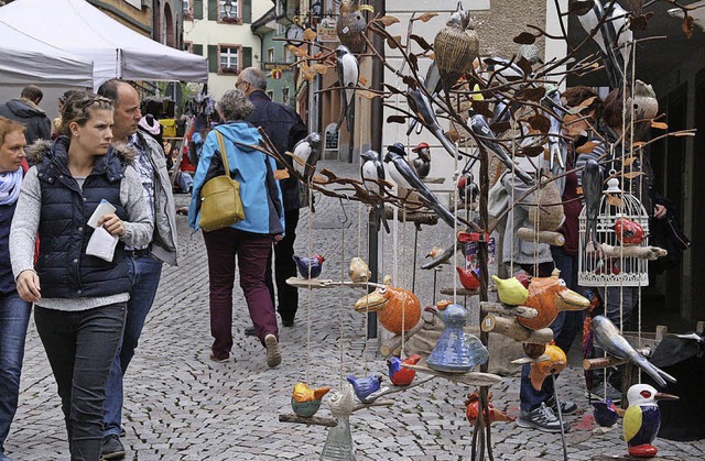 Auf dem Handwerkermarkt, im Bild in de...r Altstadt, gab es viel zu entdecken.   | Foto: peter schtz