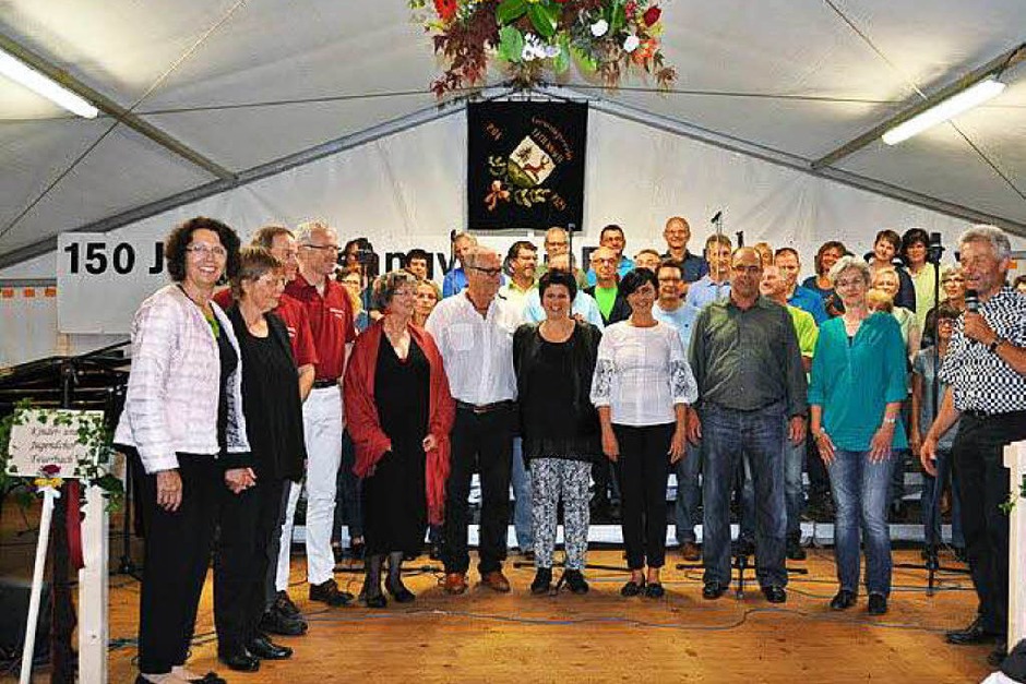 Drei Tage ganz im Zeichen des Gesangs – so feierte der Feuerbacher Gesangverein sein Jubiläum. (Foto: Ilse Wißner) Drei Tage ganz im Zeichen des Gesangs – so feierte der Feuerbacher Gesangverein sein Jubiläum. (Foto: Ilse Wißner)