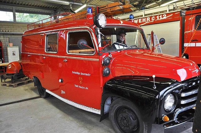 Ein echtes Schmuckstck ist der restaurierte Opel Blitz der  Staufener Wehr.  | Foto: Rainer Ruther